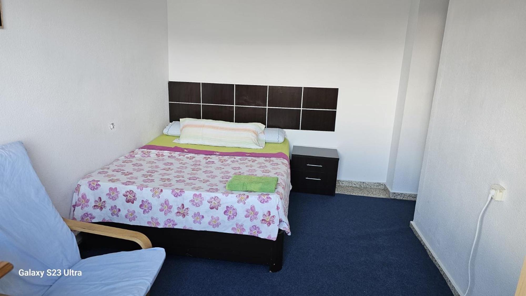 Habitacion Privada Centro Malaga Cerca Tren Maria Zambrano Y Playa Muy Buena Conexion Wifi Zimmer foto